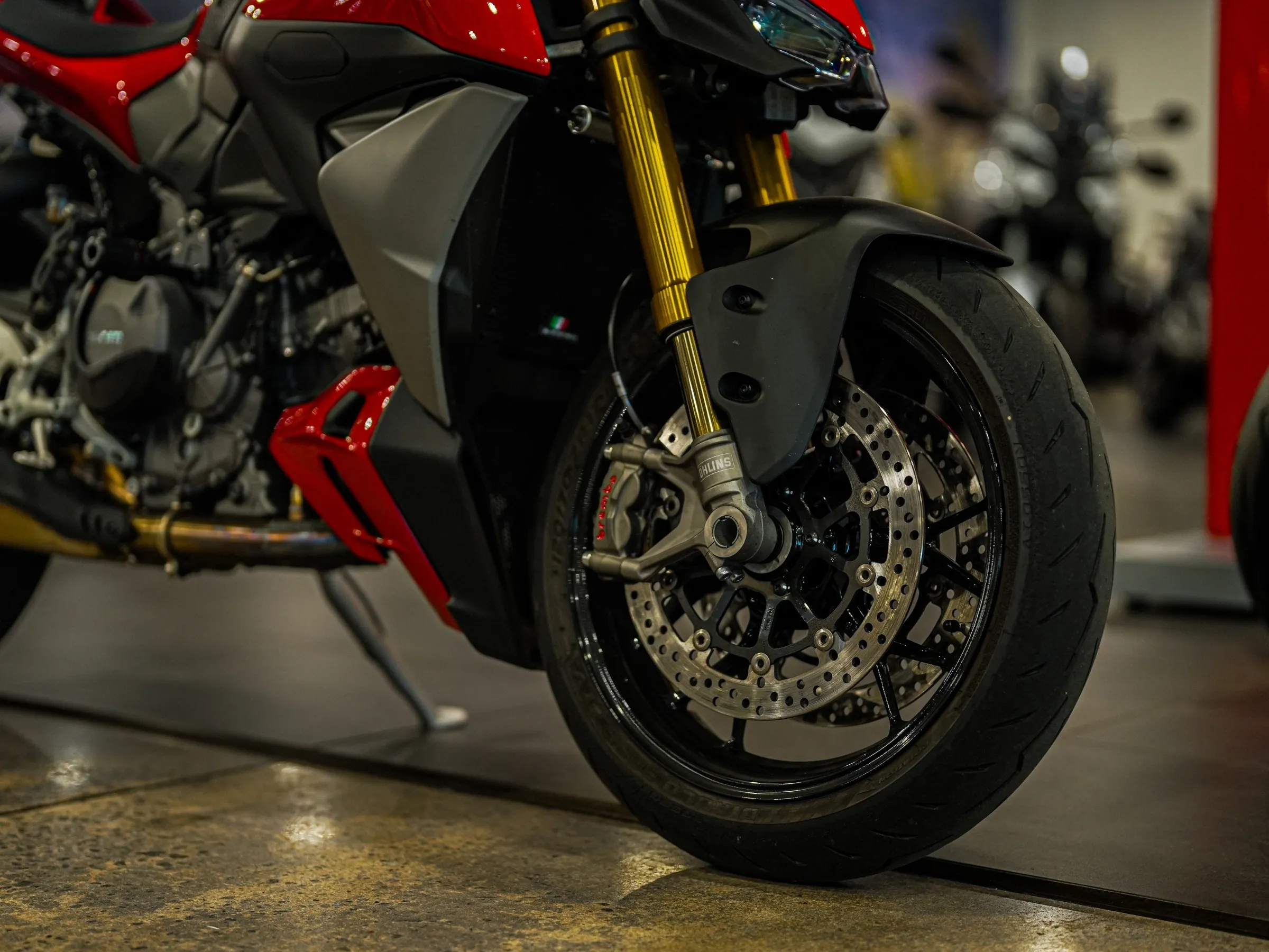 2026 Ducati Streetfighter V2S photo 5