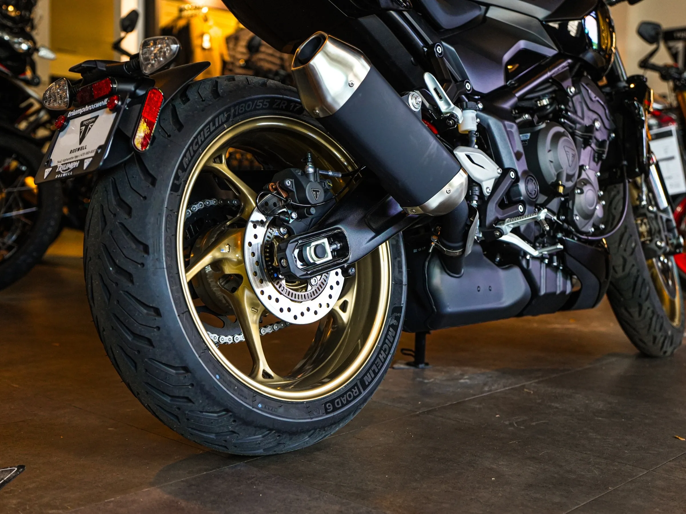 2026 Triumph Trident 800 photo 5