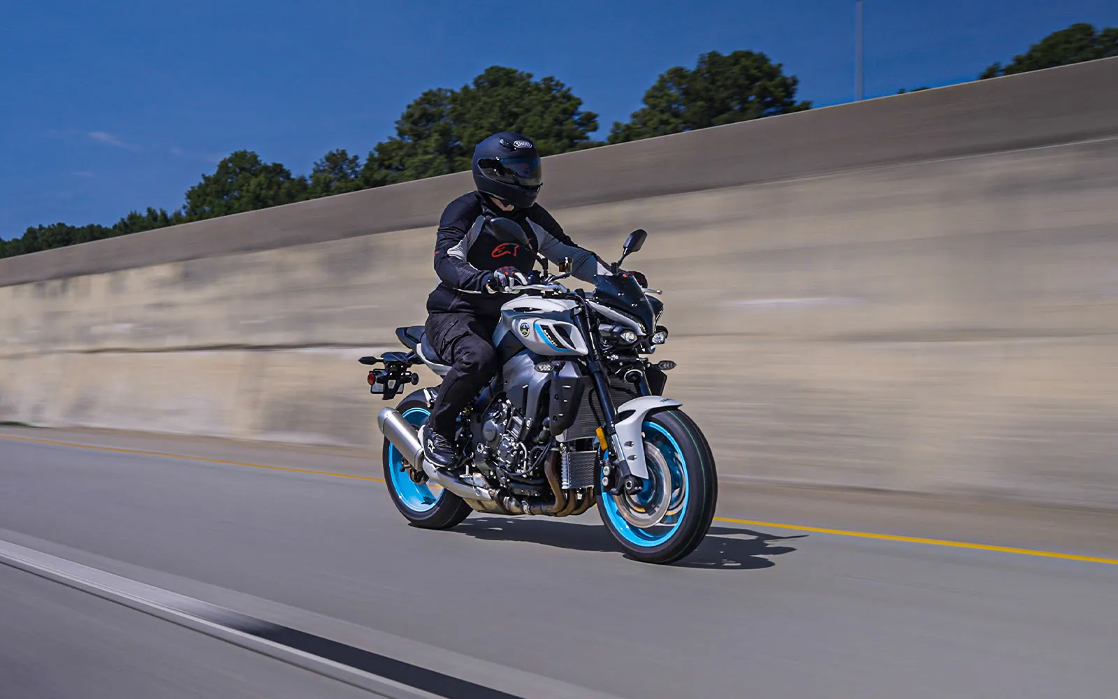 2025 Yamaha MT-10